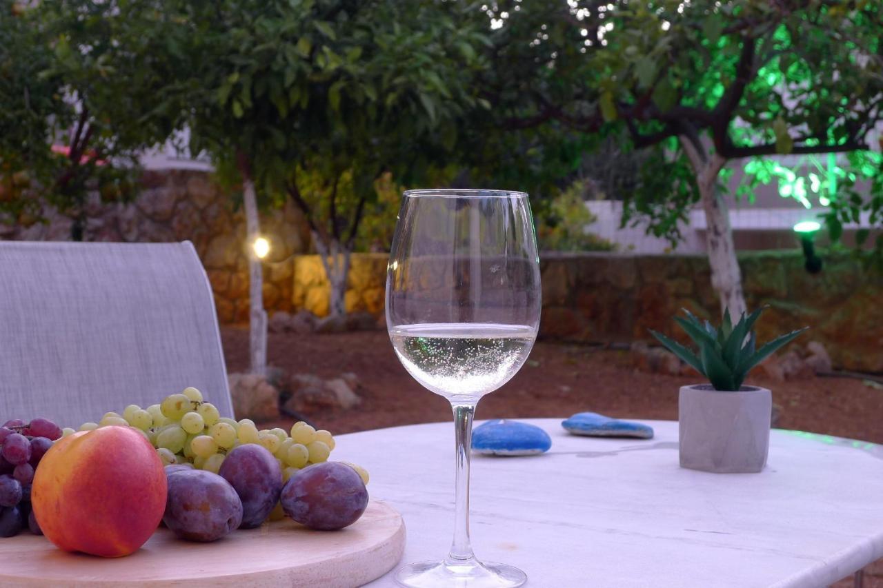 Maria & Manos Guest House, Agios Onoufrios Beach Екстериор снимка