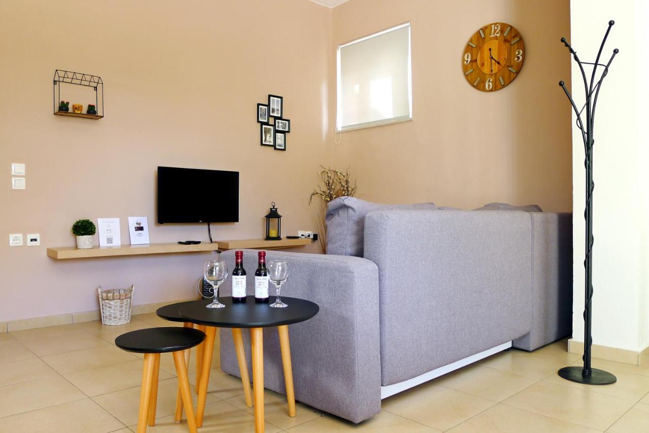 Maria & Manos Guest House, Agios Onoufrios Beach Екстериор снимка