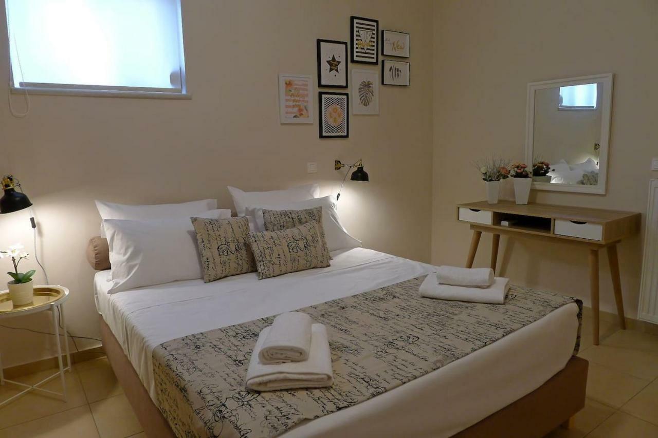 Maria & Manos Guest House, Agios Onoufrios Beach Екстериор снимка