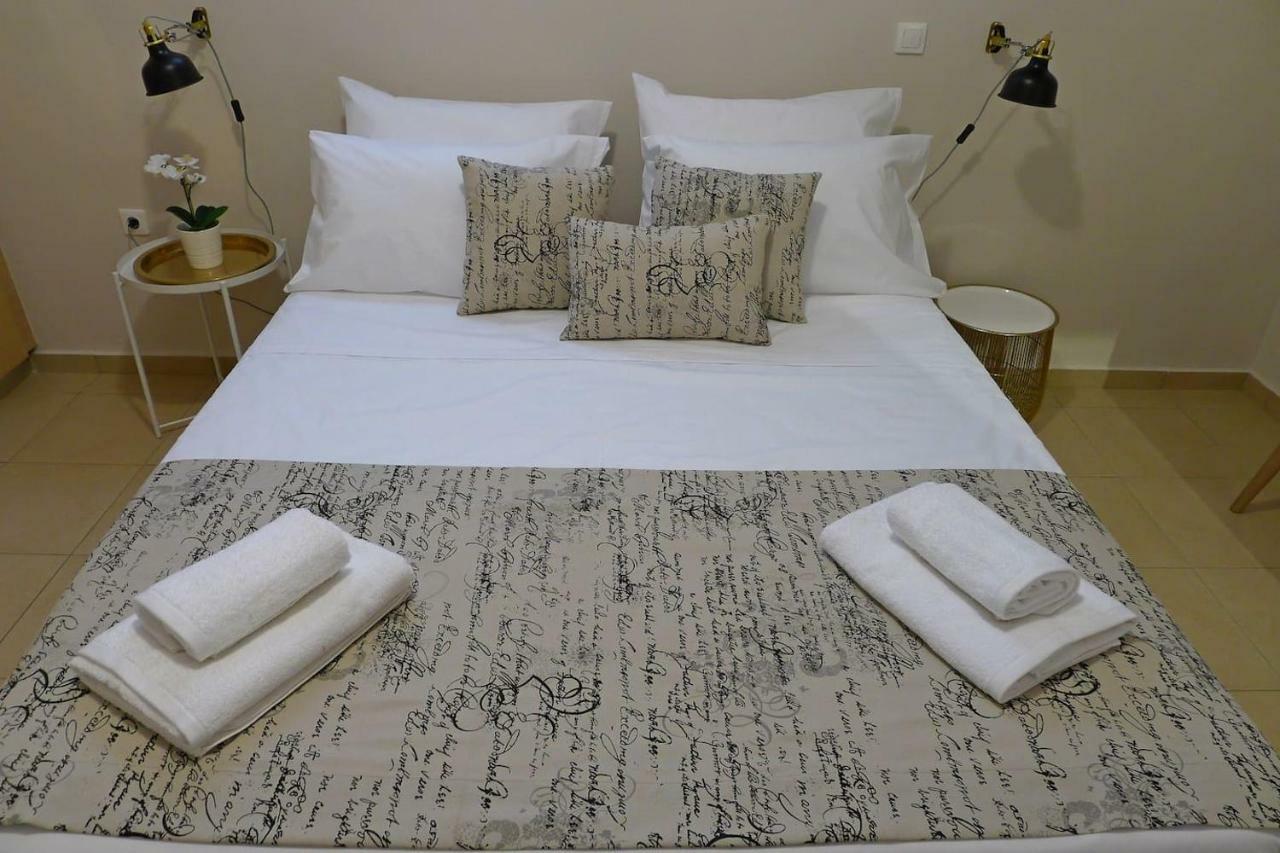 Maria & Manos Guest House, Agios Onoufrios Beach Екстериор снимка